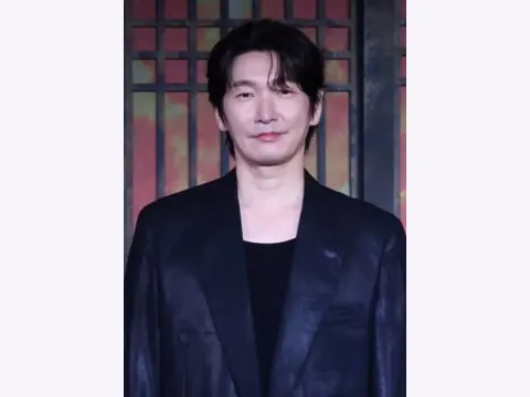 Cho Seung-woo Face Reading: Low Brows and a Gently Curved Jaw