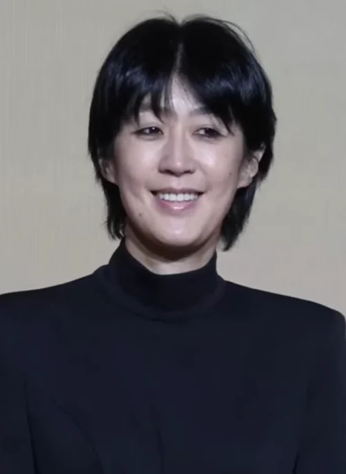 Hong Jin-kyung at a public event