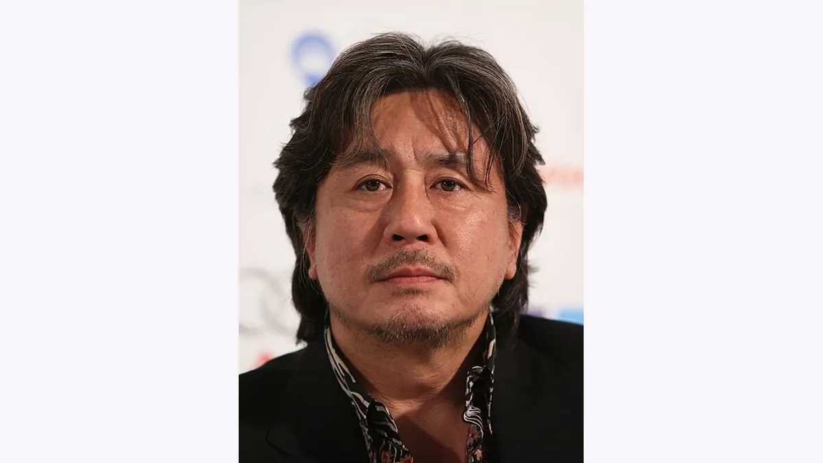 Choi Min-sik Face Reading: A Wide Nose Tip and Facial Hair